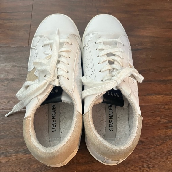 Steve Madden Starling Sneakers- Women’s Size 8 - Picture 6 of 11